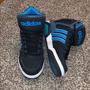 Adidas men’s shoes size 9.5